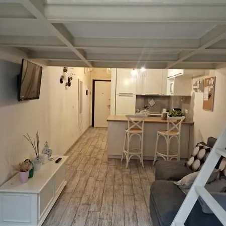 Cris Howme Apartmán